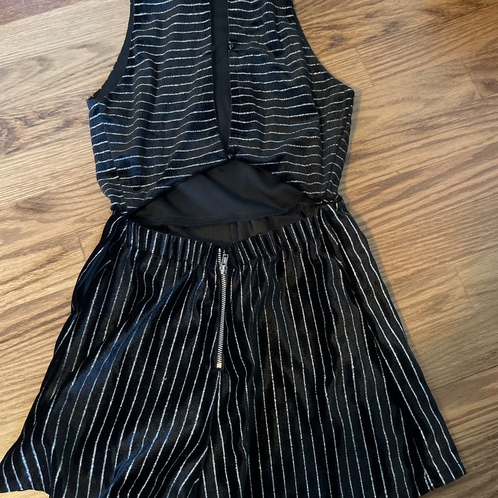 Party romper - Picture 2 of 3